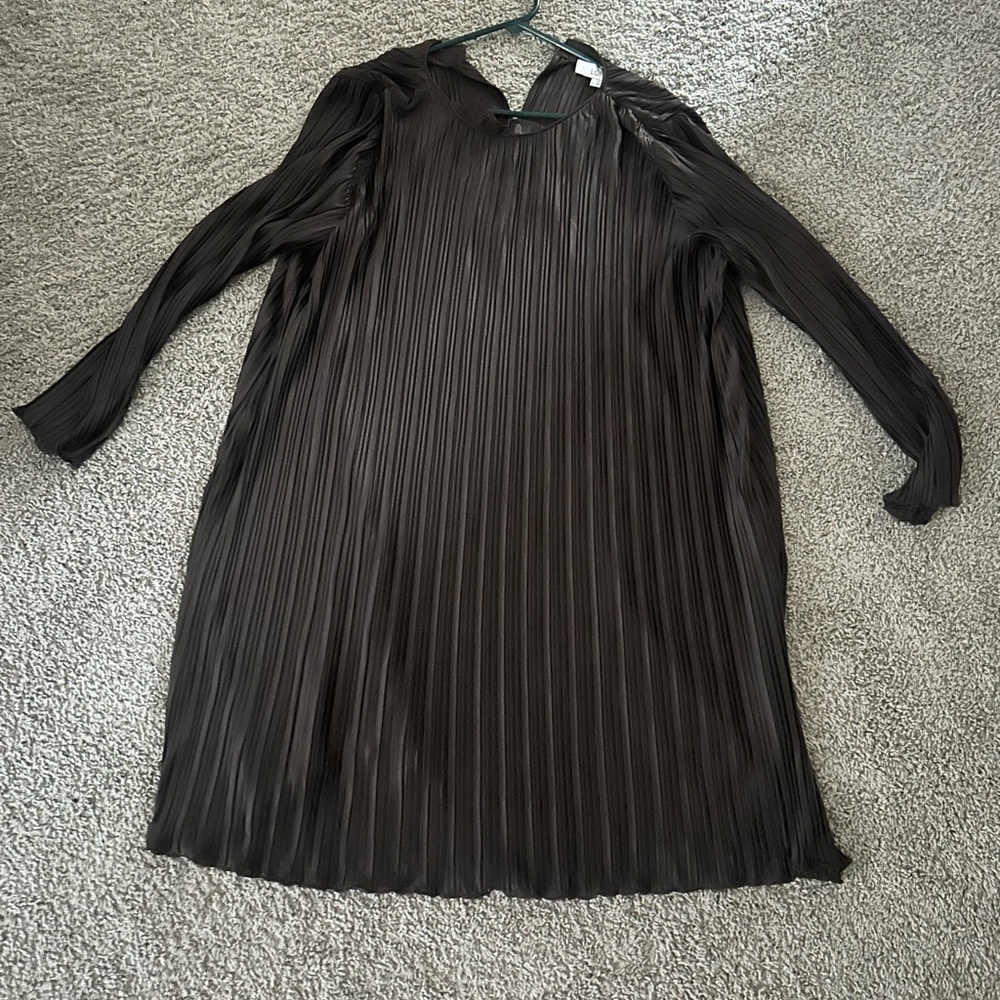 LOFT Black Pleated Bishop Sleeve Dress -Size Medium